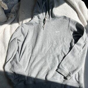 M/L Gray Nike Hoodie